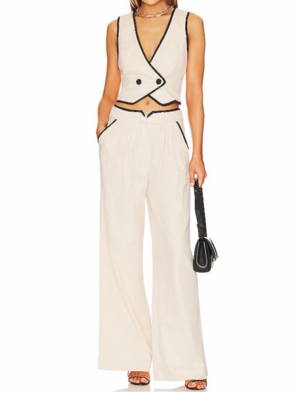 REVOLVE SOVERE Express Pant in Neutral